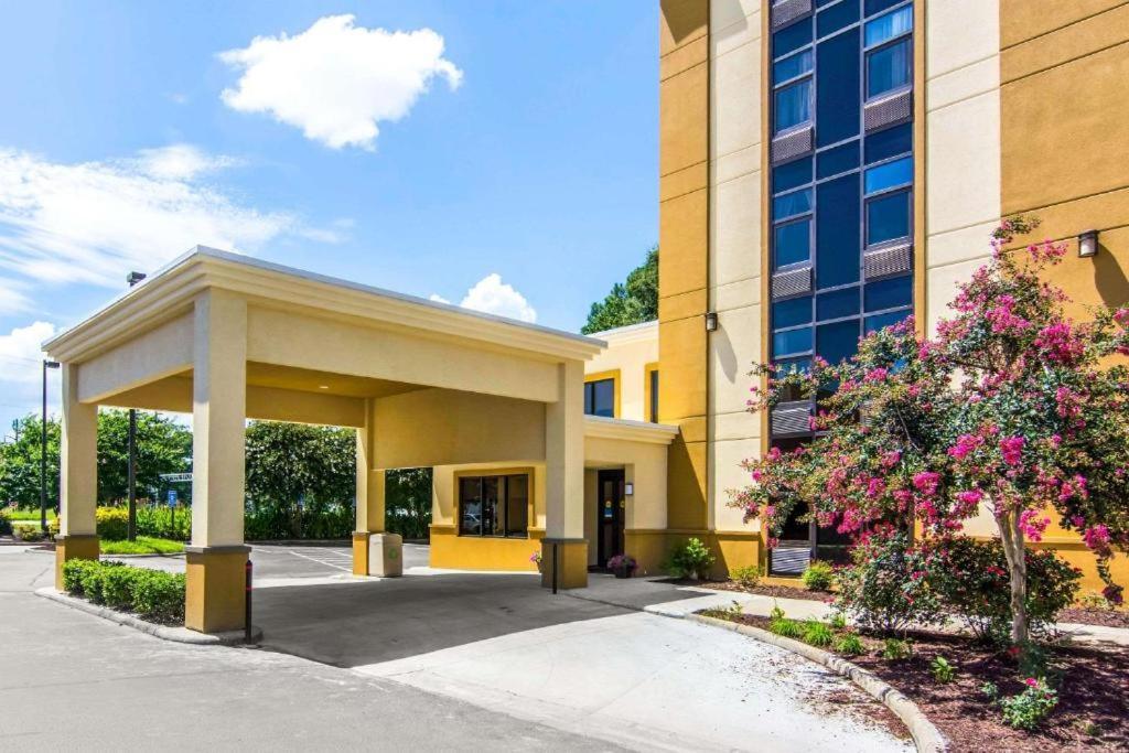 Mulberry Inn Newport News Kültér fotó